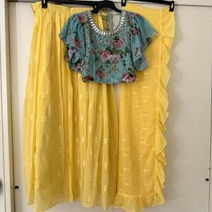 Women’s Lehenga. Haldi outfit Size L 3 piece suit chaniya choli